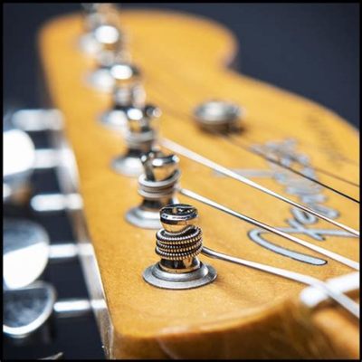 Guitar Zen: Making Music Your Life -  A Harmonious Journey Into Self-Discovery Through Strings