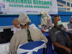 Bank Kalsel dan OJK Lampaui Target Vaksinasi Massal 1.000 Dosis