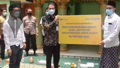 BTN Salurkan Bantuan Tanggap Banjir Jateng