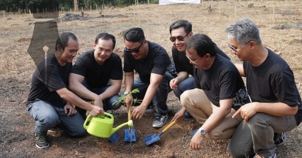 CNAF Raih MURI: 500 Petani Tanam Sengon Terbatas di Jawa