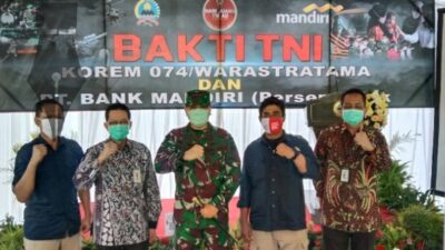 Mandiri dan TNI Salurkan Bantuan ke Yayasan Lentera Solo