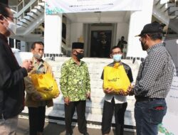 Mandiri Group Salurkan 2.000 Paket Sembako untuk Marbot