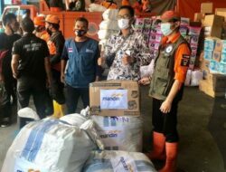 Mandiri Salurkan Bantuan Tanggap Darurat ke Sukabumi