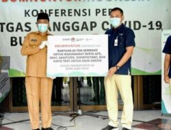 Petrokimia Gresik Salurkan 28 Ribu Paket Sembako & Alat Medis