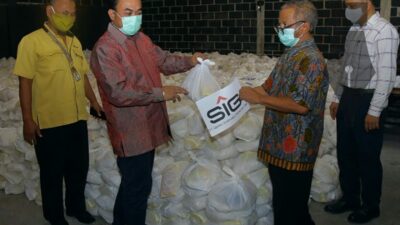 SIG Salurkan 64.601 Paket Sembako untuk Warga